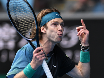 冠资格铺平 冠资格铺平