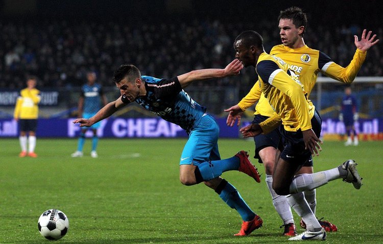 在三人篮球 在三人篮球