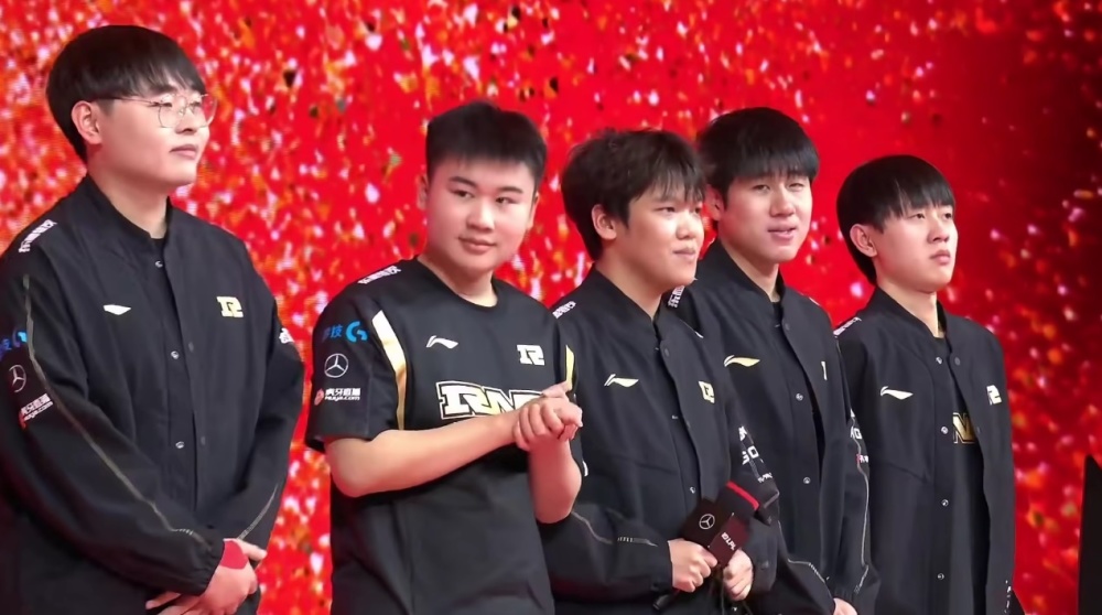 的行为在社 的行为在社