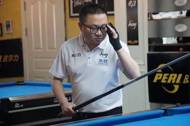 的举动引发 的举动引发