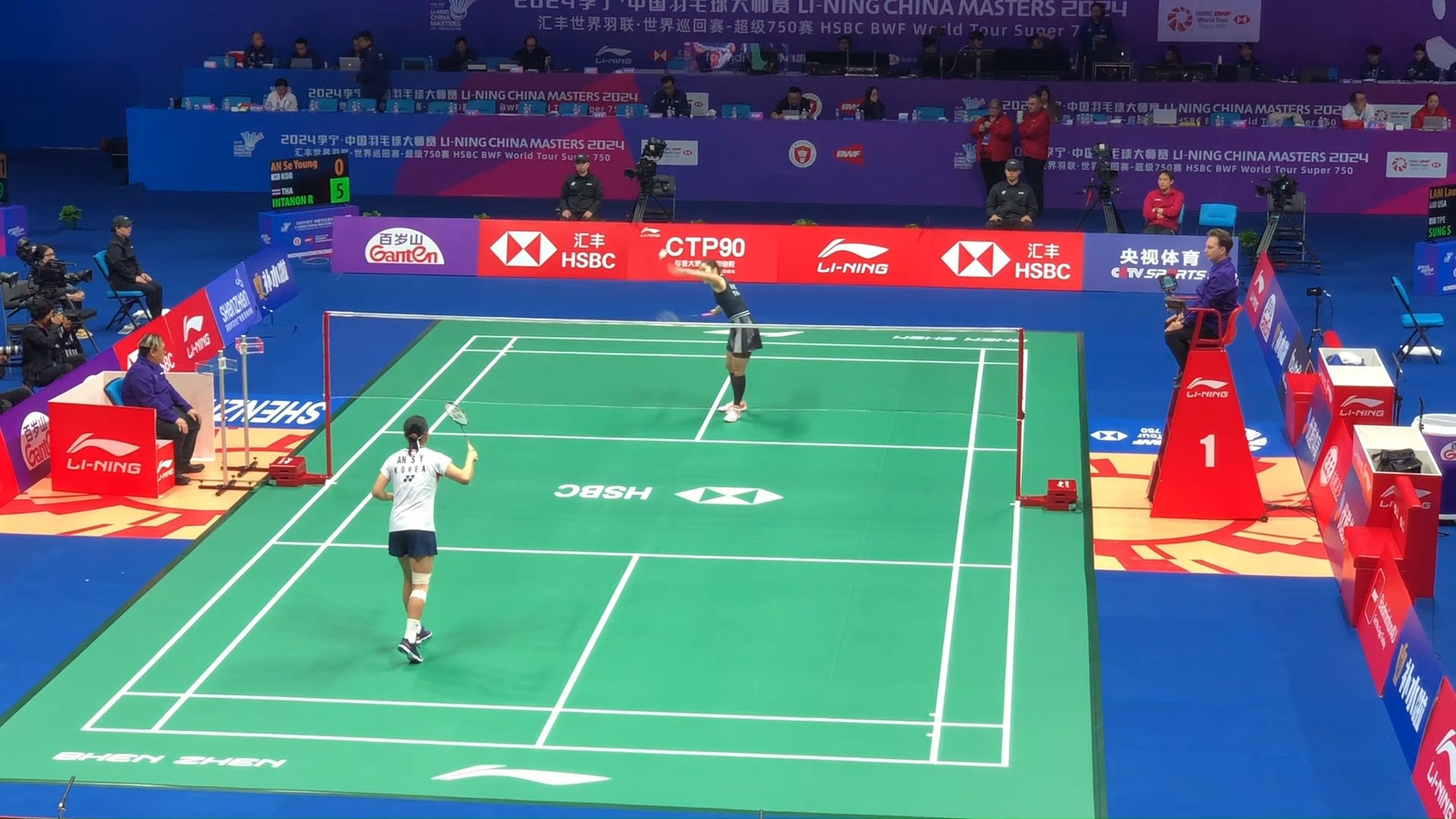 红牌事件引 红牌事件引