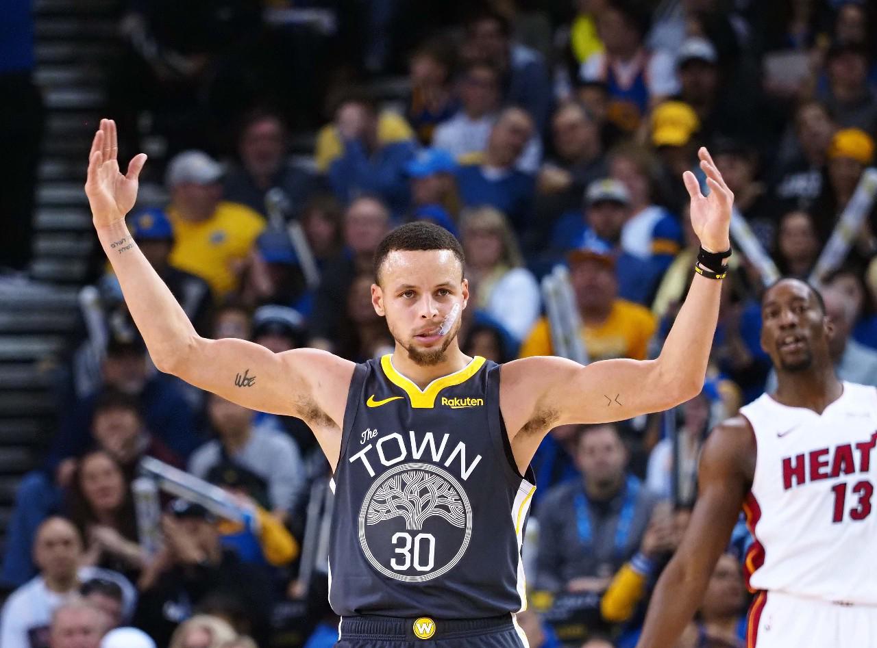 围绕浓眉的 围绕浓眉的